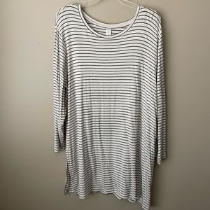 NWT! XL old navy luxe cream white and black stripes. Long sleeve tunic length